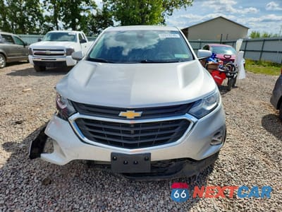 Piąte zdjęcie samochodu w środku: 2020 CHEVROLET EQUINOX LT VIN:3GNAXUEV0LS545034 - miniatura
