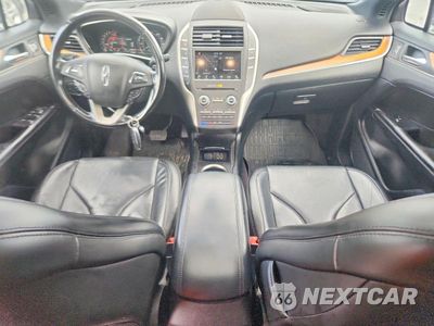 Zdjęcie 8 z 14 samochodu: 2018 LINCOLN MKC RESERVE VIN:5LMTJ3DH1JUL08891 - miniatura