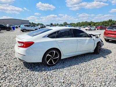 Trzecie zdjęcie samochodu z tyłu: 2019 HONDA ACCORD SPORT VIN:1HGCV1F39KA151472 - miniatura
