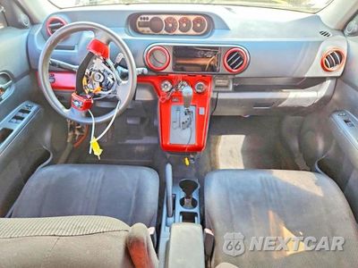 Zdjęcie 8 z 13 samochodu: 2008 SCION XB BASE VIN:JTLKE50E981013259 - miniatura