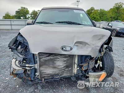 Piąte zdjęcie samochodu w środku: 2011 KIA SOUL + VIN:KNDJT2A22B7240250 - miniatura
