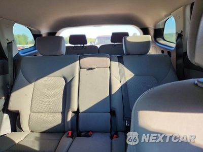 Zdjęcie 10 z 13 samochodu: 2017 HYUNDAI SANTA FE SE VIN:KM8SM4HF5HU247012 - miniatura
