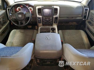 Zdjęcie 8 z 13 samochodu: 2019 RAM 1500 CLASSIC SLT VIN:1C6RR7LTXKS533127 - miniatura