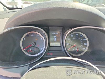 Zdjęcie 9 z 13 samochodu: 2014 HYUNDAI SANTA FE SPORT 2.4L VIN:5XYZT3LB7EG133580 - miniatura
