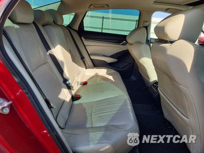 Zdjęcie 10 z 12 samochodu: 2018 HONDA ACCORD TOURING VIN:1HGCV1F90JA011491 - miniatura