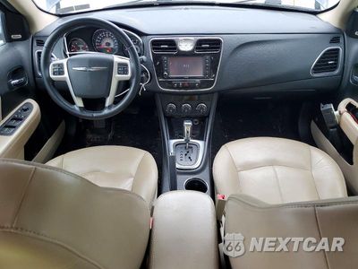 Zdjęcie 8 z 12 samochodu: 2012 CHRYSLER 200 LIMITED VIN:1C3CCBCB8CN183480 - miniatura