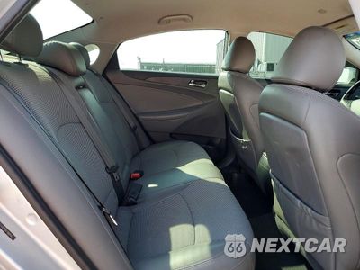 Zdjęcie 10 z 12 samochodu: 2013 HYUNDAI SONATA SE VIN:5NPEC4AC6DH788840 - miniatura