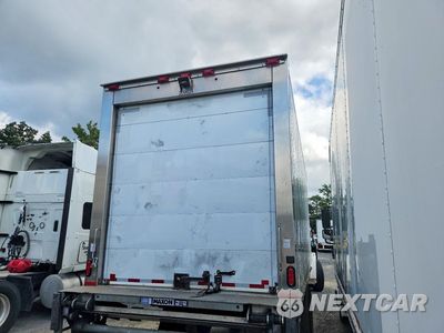 Trzecie zdjęcie samochodu z tyłu: 2019 FREIGHTLINER BUSINESS CLASS M2 REFRIGERATED BOX TRUCK VIN:3ALACWFC4KDKD9478 - miniatura
