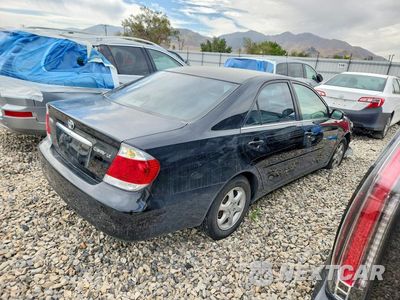 Trzecie zdjęcie samochodu z tyłu: 2006 TOYOTA CAMRY LE VIN:4T1BE32K66U126449 - miniatura