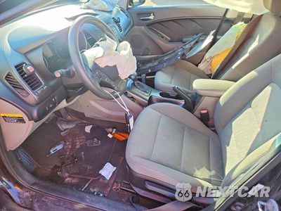 Zdjęcie 7 z 12 samochodu: 2016 KIA FORTE LX VIN:KNAFK4A64G5612677 - miniatura