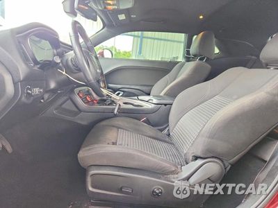 Zdjęcie 7 z 12 samochodu: 2021 DODGE CHALLENGER SXT VIN:2C3CDZAG2MH552364 - miniatura