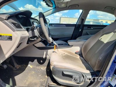 Zdjęcie 7 z 12 samochodu: 2016 HYUNDAI SONATA SE VIN:5NPE24AF9GH351657 - miniatura