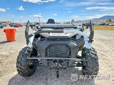 Piąte zdjęcie samochodu w środku: 2026 CAN-AM COMMANDER MAX 1000R DPS VIN:3JBABAX45TE000295 - miniatura