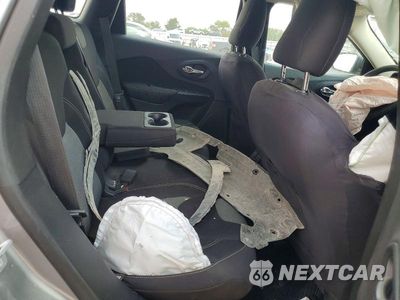 Zdjęcie 11 z 13 samochodu: 2015 JEEP CHEROKEE SPORT VIN:1C4PJLAB4FW617002 - miniatura