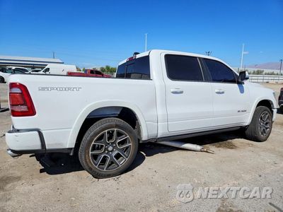 Trzecie zdjęcie samochodu z tyłu: 2021 RAM 1500 LARAMIE VIN:1C6SRFJM6MN836172 - miniatura