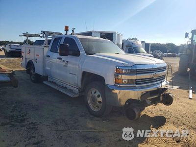 Czwarte zdjęcie samochodu z boku: 2017 CHEVROLET SILVERADO K3500 VIN:1GB2KYEG0HZ322074 - miniatura