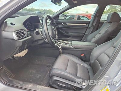 Zdjęcie 7 z 12 samochodu: 2020 HONDA ACCORD SPORT VIN:1HGCV1F33LA087141 - miniatura