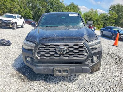 Piąte zdjęcie samochodu w środku: 2023 TOYOTA TACOMA TRD OFF-ROAD VIN:3TMCZ5AN1PM576617 - miniatura