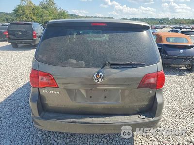 Zdjęcie 6 z 13 samochodu: 2010 VOLKSWAGEN ROUTAN S VIN:2V4RW4D13AR354138 - miniatura
