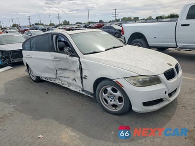 Czwarte zdjęcie samochodu z boku: 2009 BMW 328 I SULEV VIN:WBAPH53559A437914 - miniatura