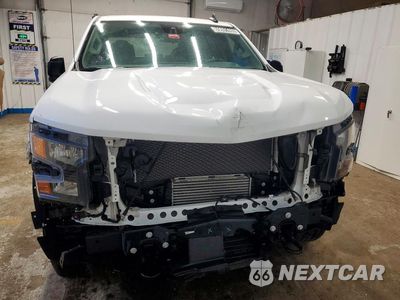 Piąte zdjęcie samochodu w środku: 2023 CHEVROLET SILVERADO K1500 CUSTOM VIN:3GCPDBEK4PG129678 - miniatura