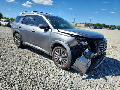 Czwarte zdjęcie samochodu z boku: 2023 NISSAN PATHFINDER SL VIN:5N1DR3CBXPC226685 - miniatura