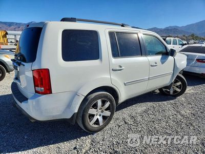 Trzecie zdjęcie samochodu z tyłu: 2012 HONDA PILOT TOURING VIN:5FNYF3H9XCB008263 - miniatura