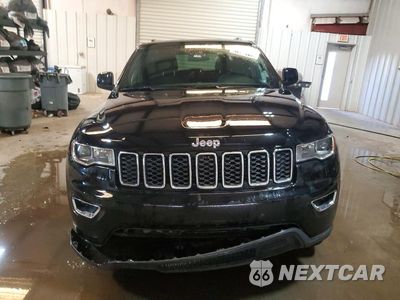 Piąte zdjęcie samochodu w środku: 2018 JEEP GRAND CHEROKEE LAREDO VIN:1C4RJEAG8JC412261 - miniatura