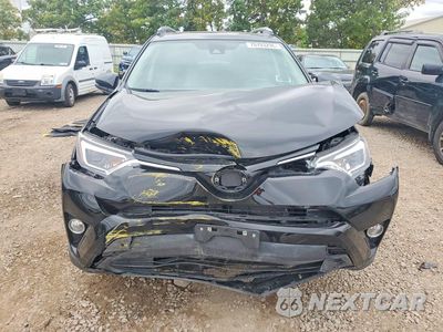 Piąte zdjęcie samochodu w środku: 2018 TOYOTA RAV4 LIMITED VIN:2T3DFREV7JW717212 - miniatura