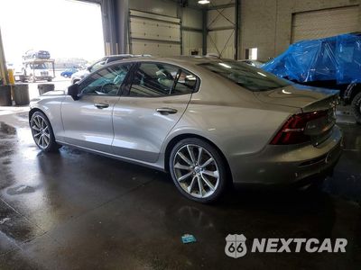 Drugie zdjęcie samochodu z przodu: 2020 VOLVO S60 T6 MOMENTUM VIN:7JRA22TKXLG066818 - miniatura