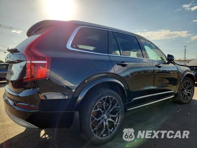 Trzecie zdjęcie samochodu z tyłu: 2022 VOLVO XC90 T6 MOMENTUM VIN:YV4A22PK4N1788426 - miniatura