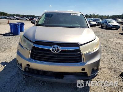 Piąte zdjęcie samochodu w środku: 2014 TOYOTA HIGHLANDER LE PLUS VIN:5TDBKRFH6ES030936 - miniatura
