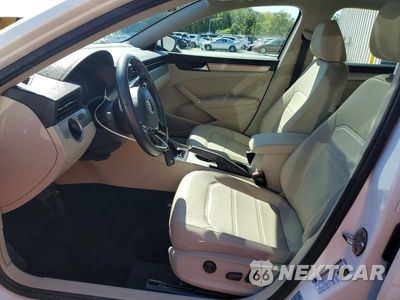 Zdjęcie 7 z 13 samochodu: 2020 VOLKSWAGEN PASSAT SE VIN:1VWWA7A31LC003577 - miniatura