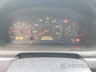 Zdjęcie 9 z 12 samochodu: 2002 HONDA ACCORD VALUE VIN:1HGCF86632A131721 - miniatura