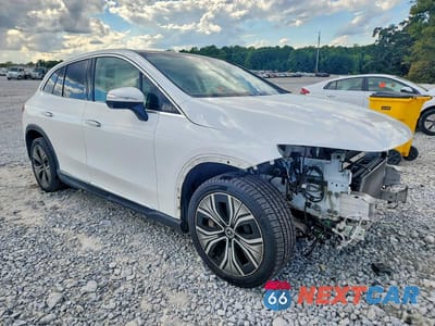 Czwarte zdjęcie samochodu z boku: 2023 MERCEDES-BENZ EQE SUV 350 4MATIC VIN:4JGGM1CB6PA010957 - miniatura