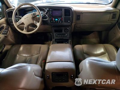 Zdjęcie 8 z 13 samochodu: 2003 GMC YUKON DENALI VIN:1GKEK63U93J322771 - miniatura