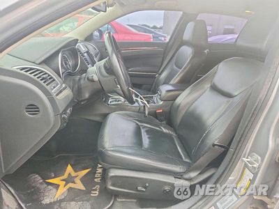 Zdjęcie 7 z 13 samochodu: 2015 CHRYSLER 300 LIMITED VIN:2C3CCAAGXFH813960 - miniatura