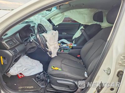 Zdjęcie 7 z 12 samochodu: 2016 KIA OPTIMA LX VIN:KNAGT4L36G5073371 - miniatura