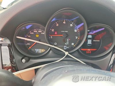 Zdjęcie 9 z 14 samochodu: 2020 PORSCHE MACAN VIN:WP1AA2A59LLB15060 - miniatura