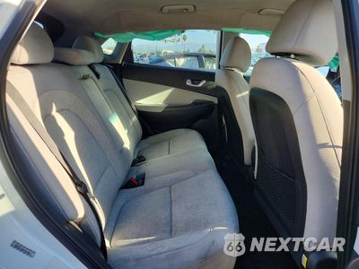 Zdjęcie 10 z 13 samochodu: 2023 HYUNDAI KONA SE VIN:KM8K23AG8PU186384 - miniatura