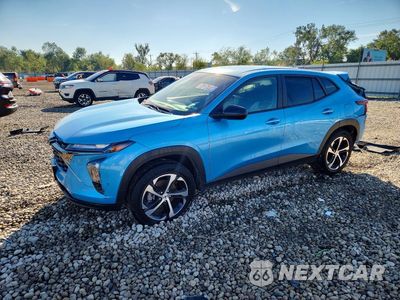 2025 CHEVROLET TRAX 1RS KL77LGEP3SC200826 - główne zdjęcie licytacji z USA - miniatura
