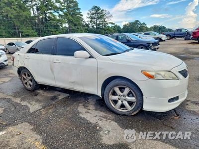 Czwarte zdjęcie samochodu z boku: 2007 TOYOTA CAMRY SE VIN:4T1BE46K07U564692 - miniatura