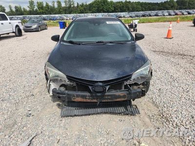 Piąte zdjęcie samochodu w środku: 2017 TOYOTA COROLLA LE VIN:5YFBURHE3HP590164 - miniatura