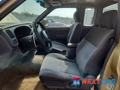 Zdjęcie 7 z 12 samochodu: 1998 NISSAN FRONTIER XE VIN:1N6DD26S6WC369430 - miniatura