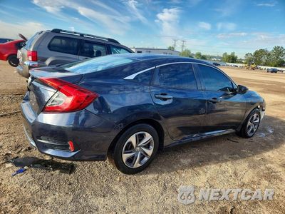 Trzecie zdjęcie samochodu z tyłu: 2019 HONDA CIVIC LX VIN:2HGFC2F61KH578388 - miniatura