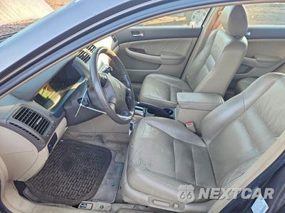 Zdjęcie 7 z 12 samochodu: 2007 HONDA ACCORD EX VIN:1HGCM56847A042057 - miniatura