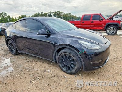 Czwarte zdjęcie samochodu z boku: 2021 TESLA MODEL Y VIN:5YJYGDEE3MF281535 - miniatura
