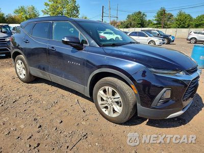 Czwarte zdjęcie samochodu z boku: 2020 CHEVROLET BLAZER 1LT VIN:3GNKBBRA8LS705496 - miniatura