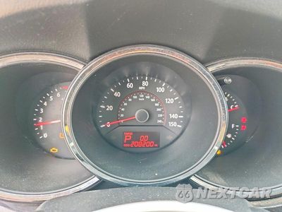 Zdjęcie 9 z 13 samochodu: 2011 KIA SORENTO EX VIN:5XYKUDA22BG180065 - miniatura