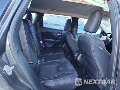 Zdjęcie 11 z 13 samochodu: 2015 JEEP CHEROKEE LATITUDE VIN:1C4PJLCB2FW694366 - miniatura